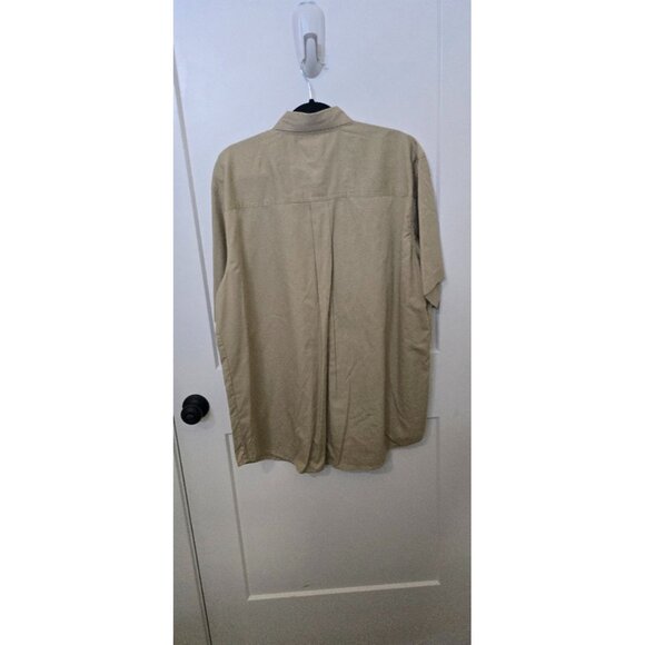 Wrangler Rugged Wear Mens Beige Wrinkle Resist Short Sleeve Button-Up Shirt XL - Picture 3 of 3